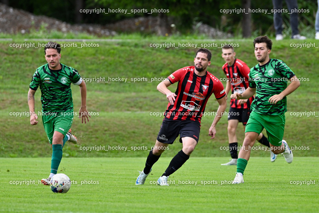 ATUS Nötsch vs. SC Landskron | #14 Daniel Arneitz SC Landskron, #19 Daniel Martinovic SC Landskron, #7 Harald Ottowitz ATUS Nötsch, ATUS Nötsch vs. SC Landskron, ATUS Nötsch vs. SC Landskron am 26.07.2025 in Nötsch (Dobratsch Arena), Austria, (Photo by Bernd Stefan)