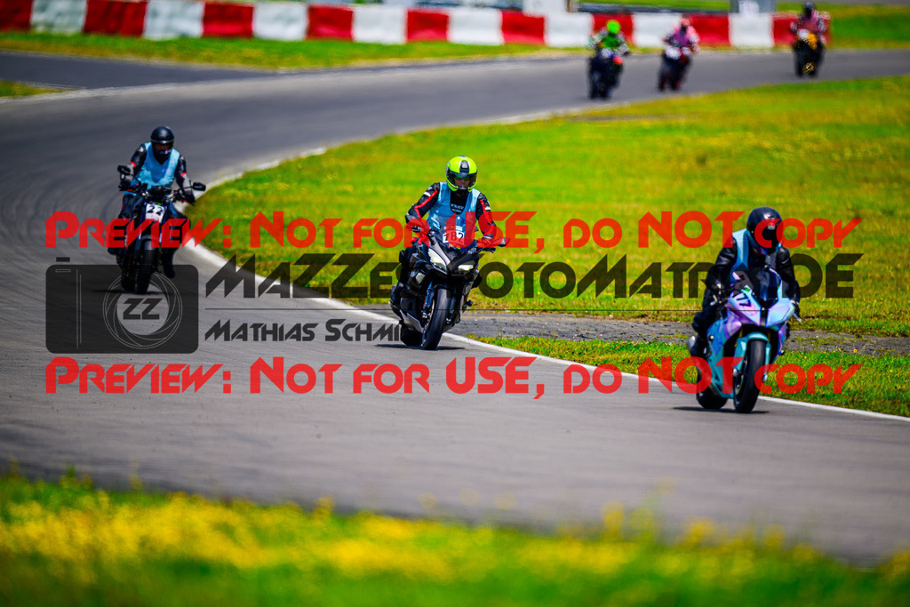 MaZZes_FotoMatrix_240717_6007705_0253 | INST