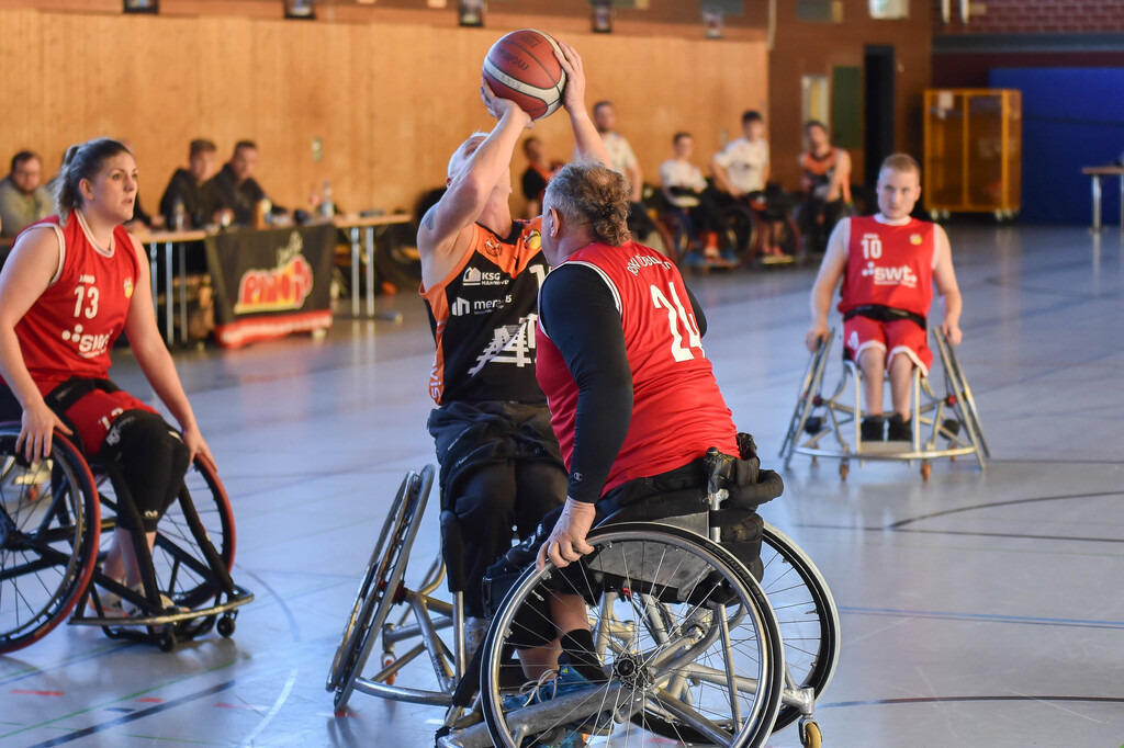 2024-10-26-0568 | RSKV Tuebingen vs. Hannover United 2, Rollstuhlbasketball, 2. Bundesliga Sued, 3. Spieltag, Saison 2024/2025, 26.10.2024, Foto: Ralph Kunze - Realisiert mit Pictrs.com