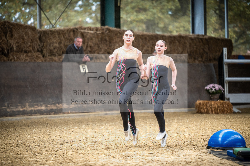 DOS_0245 | Entdecke hochwertige Reitturnierfotos von Foto Oger. Professionell, emotional und authentisch – jetzt Lieblingsmomente im Shop bestellen.Deutschlandweite Turnierfotografie. - Realisiert mit Pictrs.com