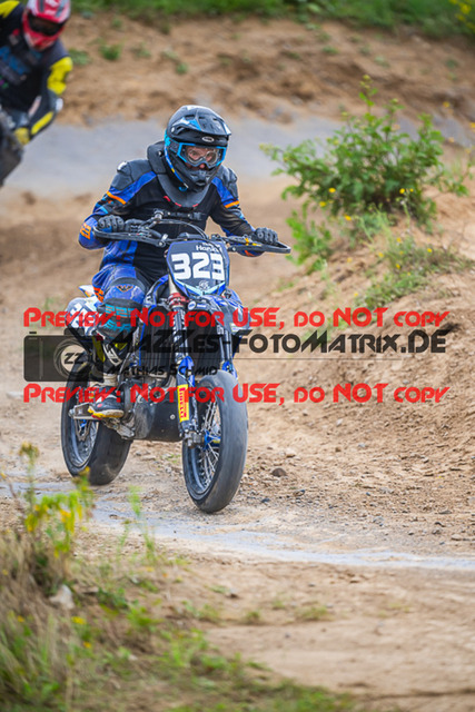 MaZZes_FotoMatrix_230813_6774 | UE40