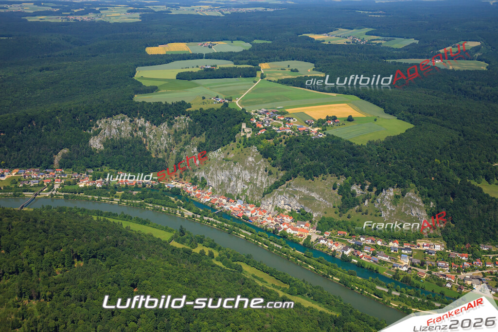Luftbild von  Essing - Luftaufnahme wurde 2012 von https://frankenair.de mittels Flugzeug (keine Drohne) erstellt - die Geschenkidee
