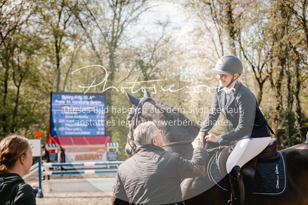 3I6A3783 | Stimmungsvolle Portraits und Reitsportfotografie im Ruhrgebiet und im Münsterland.

Pferdefotografie, Hundefotografie, Tierfotografie, Reportagen, Portraits von Tier und Mensch, Turnierfotografie in Bochum, Recklinghausen, Marl, Haltern am See, Dülmen.. - Realisiert mit Pictrs.com