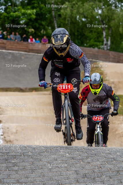 BayBMX2026-06107 | Fotogalerie von Thomas Dettweiler mit Eventbildern und lizenzfreien Fotos. Perfekt als Wandbild, für Büro, Website oder private Nutzung. - Realisiert mit Pictrs.com