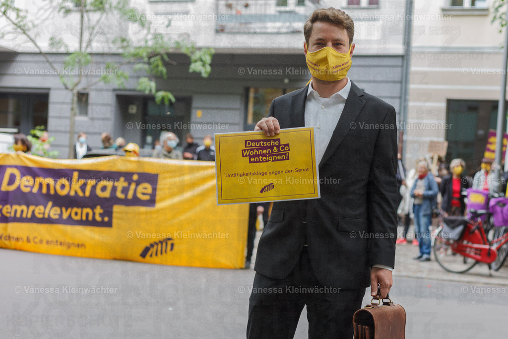 200518 Deutsche Wohnen Enteignen Klage-11 | Vanessa Kleinwächter - Realisiert mit Pictrs.com