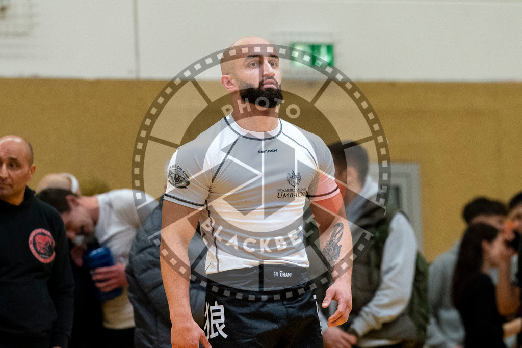 20231118PBB13684 | Fighters compete during the AJP Tour 600 Frankfurt Championship in Frankfurt/Main, Germany, on November 18, 2023.