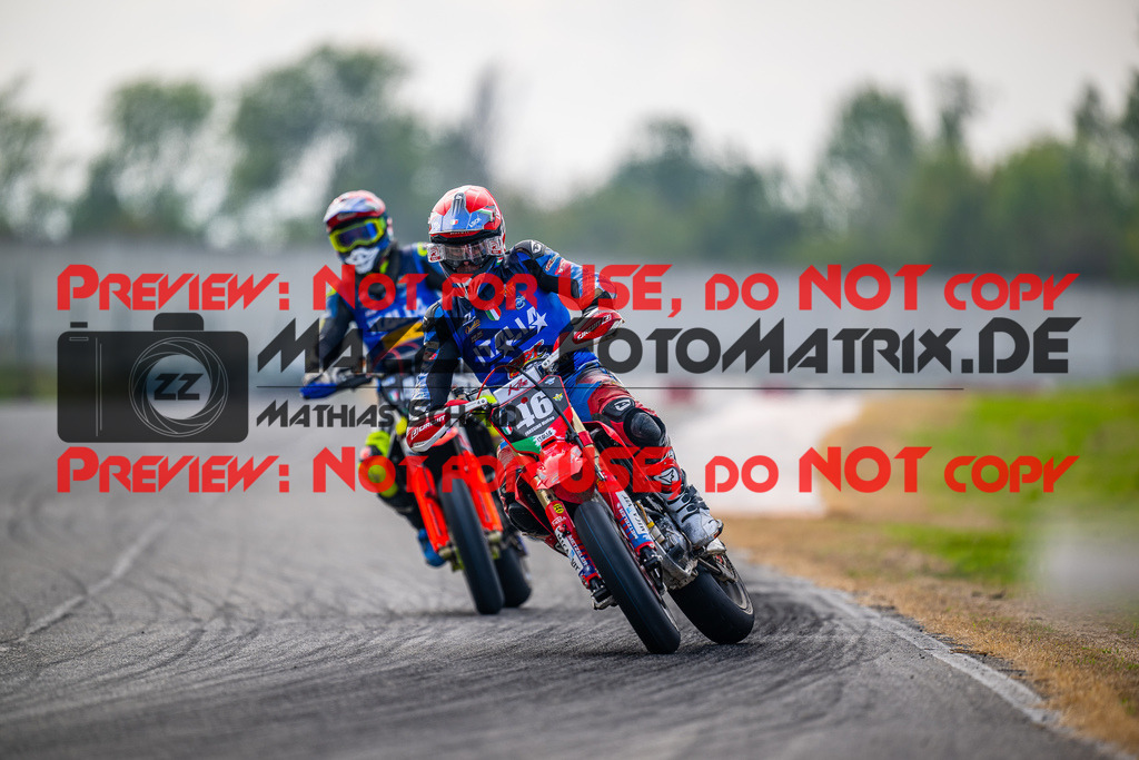 MaZZes_FotoMatrix_231015_6802 | S2