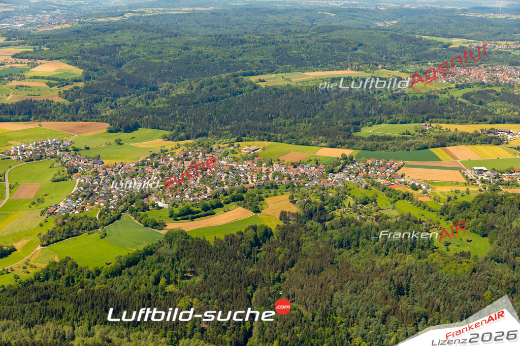 Das Luftbild zeigt :  Börtlingen - Die Luftaufnahme wurde 2024 vom UL-Flugzeug aus erstellt ( keine Drohne ) - Hochauflösende Luftaufnahme - Für grossformatige Ausdrucke geeignet. Die Geschenkidee !Mit Lizenz und Bildrechte bestellbar