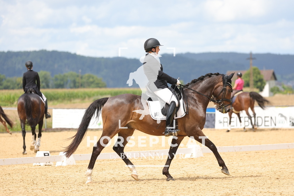 0P6A5044 | Willkommen bei Brunnmayr - Design & Fotografie – Ihrem Spezialisten für Reitturniere und Pferdeveranstaltungen in Oberösterreich, Salzburg und Bayern! Seit über 17 Jahren sind wir leidenschaftlich dabei.