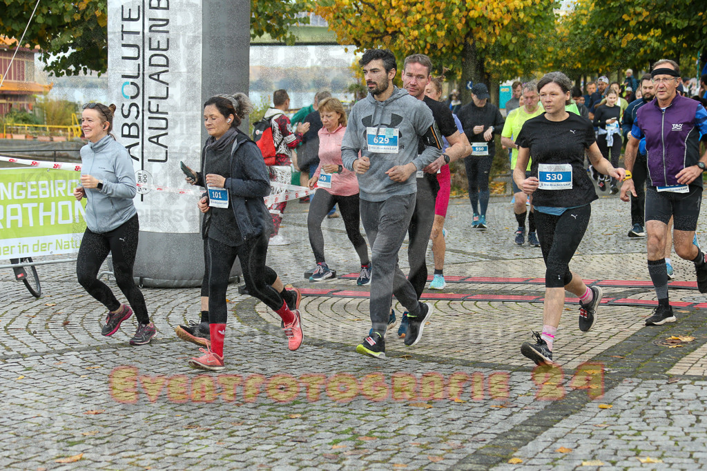 241020_0921_EX1_7022 | Sportfotografie im Rhein-Sieg Kreis, Köln, Bonn, NRW, Rheinland Pfalz, Hessen, etc. Unser Tätigkeitsfeld umfasst den Laufsport vom Volkslauf über den Marathon, Duathlon, Triathon bis zum Ultralauf wie Kölnpfad Ultra oder Schindertrail.