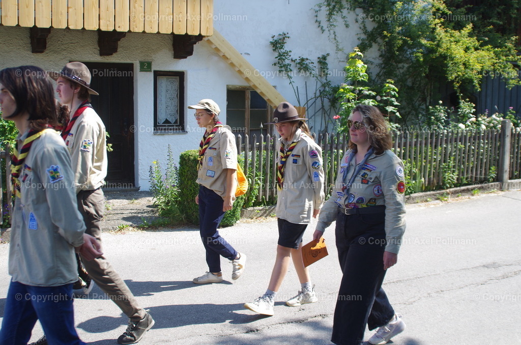IMGP3948 | fotografiert von Axel PollmannLeonhardi Wallfahrt Benediktbeuern und Murnau, Fronleichnam, Fasching, Landschaft im Loisachtal und Benediktbeuern  - Realisiert mit Pictrs.com
