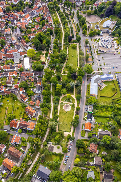 Soest220600440 | Luftbild, Rosengarten mit Springbrunnen und Wall Soest, Soest, Soester Boerde, Nordrhein-Westfalen, Deutschland