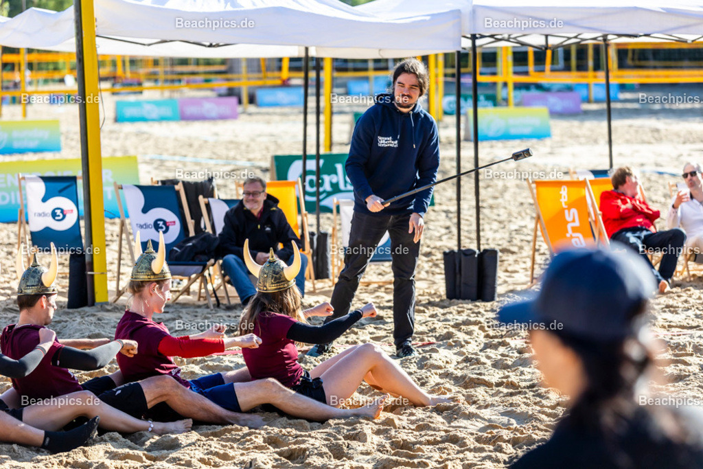 2025-200082174-Strandvölkerball-WM_1 |  23.08.2025; Berlin Foto: Gerold Rebsch - www.beachpics.de