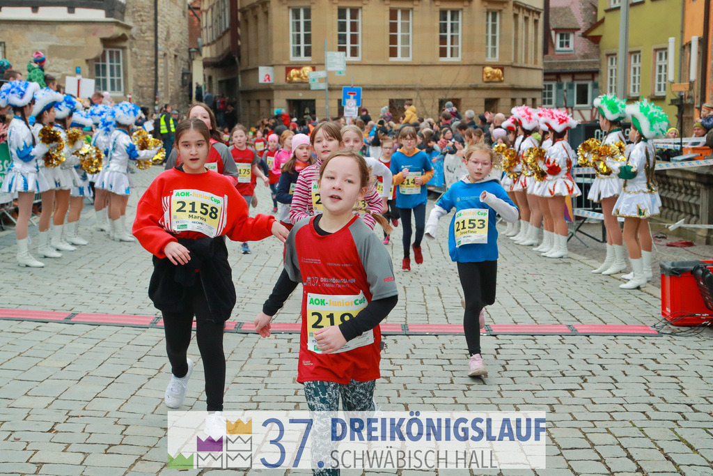 AOK JuniorCup 400m | 3Koenigslauf 2023 - Realisiert mit Pictrs.com