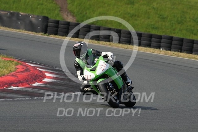 2024_05_19_PBK_44276 | Sportfotografie; SlowMotion; Video; Rennstrecke; Hafeneger; Speer; Racing; RSE; BMW; CBO; Trackday; Motorsportarena; Hockenheimring; Brno; Most; Barcelona; Valencia