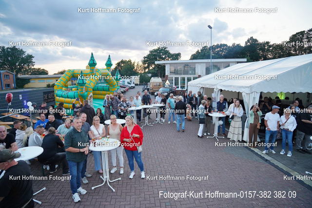 38Geburtstag Thomas Meyer |  Fotograf Kurt Hoffmann - Realisiert mit Pictrs.com