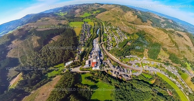 Kirchhundem230990360Hofolpe | Luftbild, Ortsansicht Ortsteil Hofolpe mit Gewerbegebiet Grünewald Papier GmbH, Waldgebiet mit Waldschäden, Erdkugel, Fisheye Aufnahme, Fischaugen Aufnahme, 360 Grad Aufnahme, tiny world, Hofolpe, Kirchhundem, Sauerland, Nordrhein-Westfalen, Deutschland