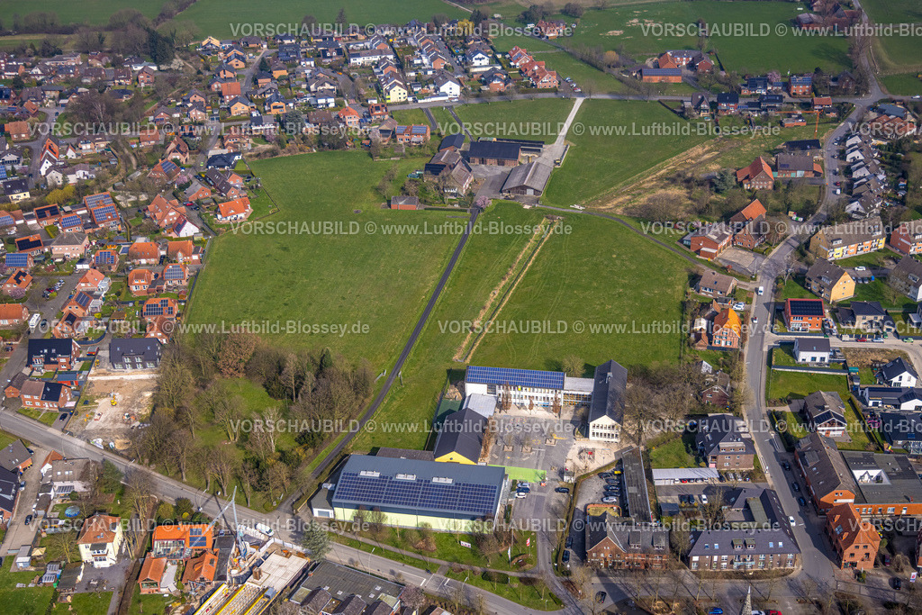 Ahlen240306175Dolberg | Luftbild, Wiesenfläche und geplantes Baugebiet zwischen Hof Northoff und kath. Lambertischule Grundschule, Lambertistraße, Wohngebiet, Ahlen, Dolberg, Ruhrgebiet, Deutschland