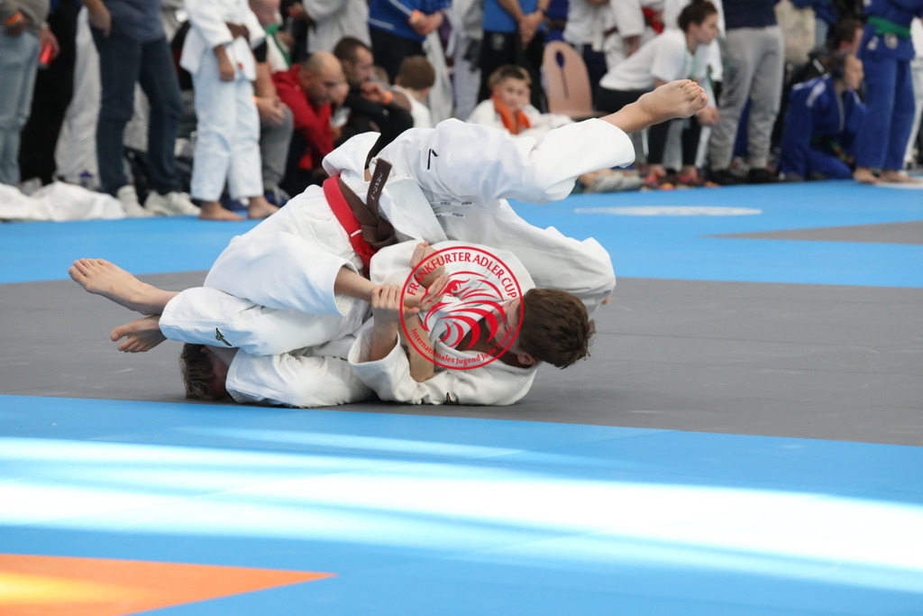 1J7A2260 | Fotos vom Adler Cup - Pictures from Adler Cup

Hier findet Ihr alle Eindrücke und großen Momente der Adler Cup Wochenenden. Here you will find all impressions and great moments of the Adler Cup weekends. - Realisiert mit Pictrs.com