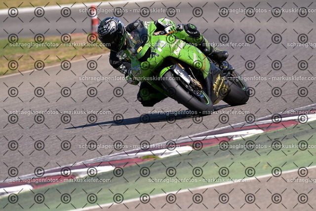 26bt04-1819 | markuskiefer.com - Realisiert mit Pictrs.com