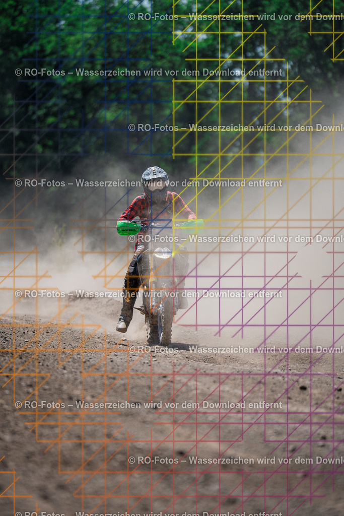 5 Lauf Schlüchtern IGE 2026-766 | Sportfotografie von RO-Fotos: Motorsport, Motocross, Enduro, Laufveranstaltungen und Triathlon. Professionelle Fotos von Sportlern und Events. - Realisiert mit Pictrs.com