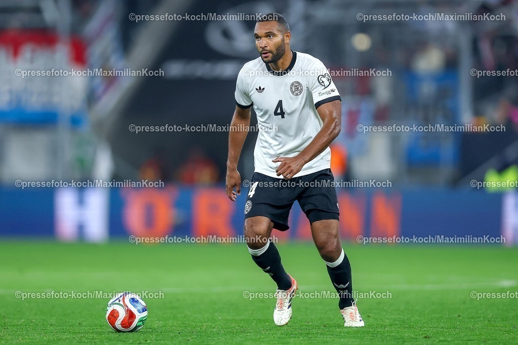 DFB10102502186 | 10.10.2025, Fußball, Länderspiel, Deutschland - Luxemburg, UEFA WM-Qualifikation, 2025/2026, Gruppe A, PreZero Arena in Sinsheim: Jonathan Tah (GER #04) DFB regulations prohibit any use of photographs as image sequences and or quasi-video.