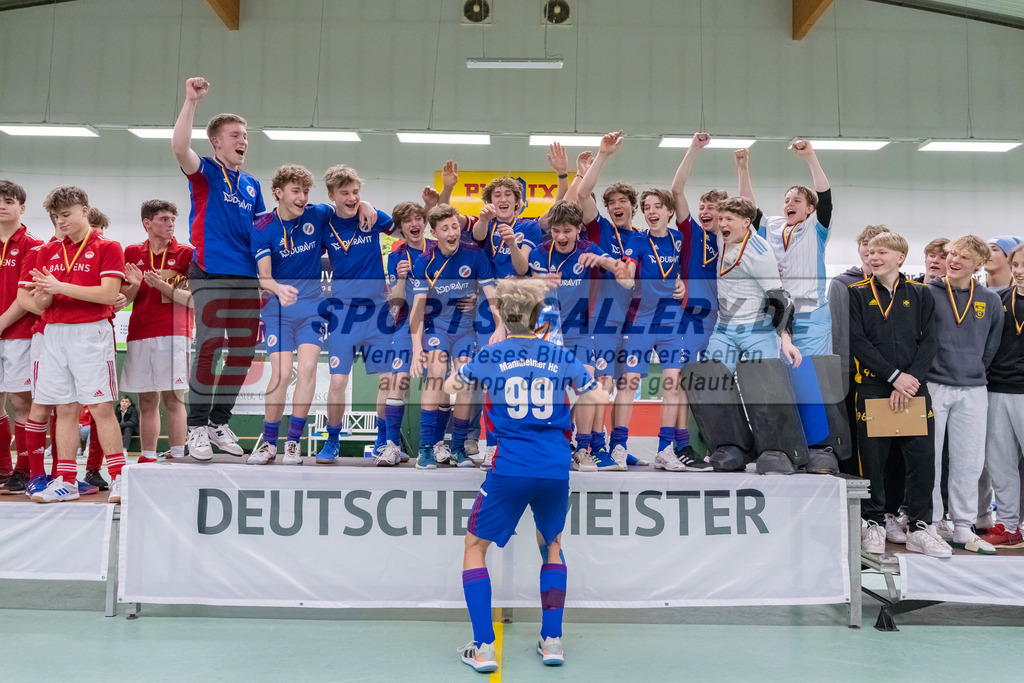 HK_20230305_106385 | Deutsche Meisterschaft MU16 Finale Mannheimer HC - Rot-Weiss Köln / Ehrungen am 5.3.2023 RWK, Köln ,