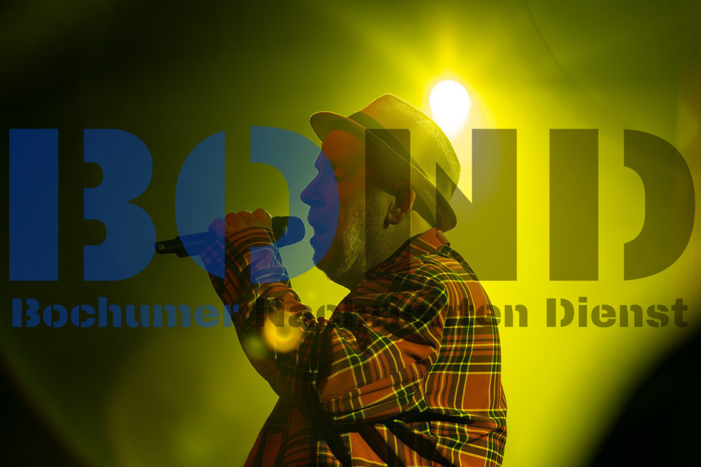 SES_GBAZEC20241227-72 | bond - Realisiert mit Pictrs.com