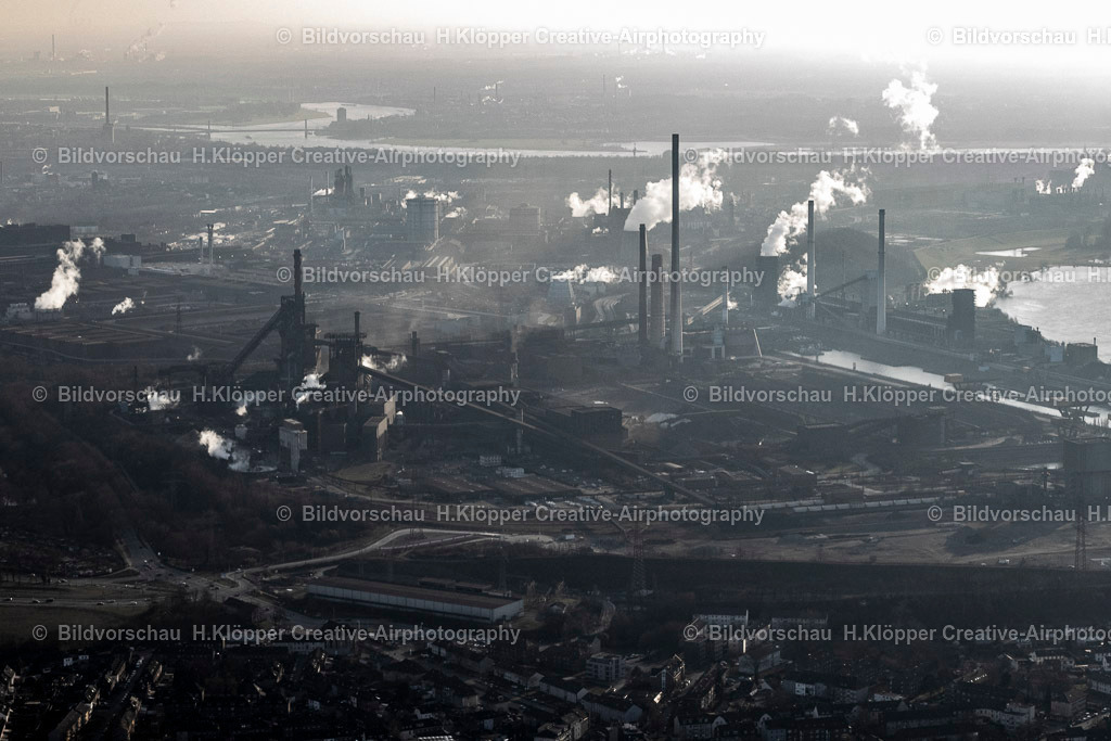 Luftbilder Duisburg-7509 | Luftbildfotografie Inversions - Wetterlage am Horizont in Duisburg - Realisiert mit Pictrs.com
