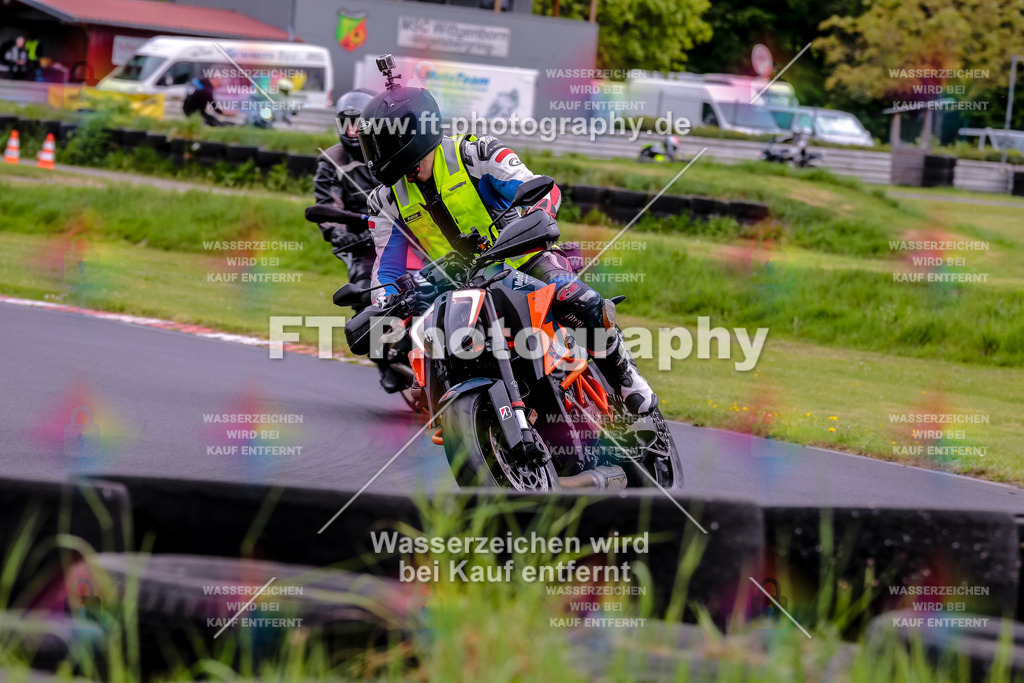 MotoTeamVBK-20595 | Hier findet Ihr Bilder von Touristenfahrten auf der Nürburgring Nordschleife oder von anderen Veranstaltungen die ich besucht habe. Viel Spass beim Durch Schauen 