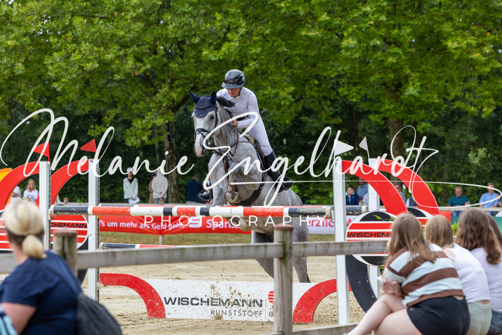 7I8A8323 | melanie-engelhardt-photography - Realisiert mit Pictrs.com