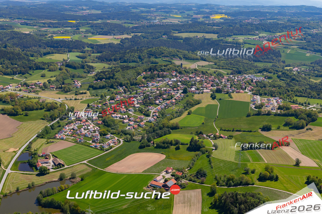 Das Luftbild der Stadt Brennberg wurde 2021 vom Flugzeug heraus erstellt (keine Drohne) Aufnahmehöhe ca.450 Meter- hohe Bildauflösung und Druck-Qualität garantiert!