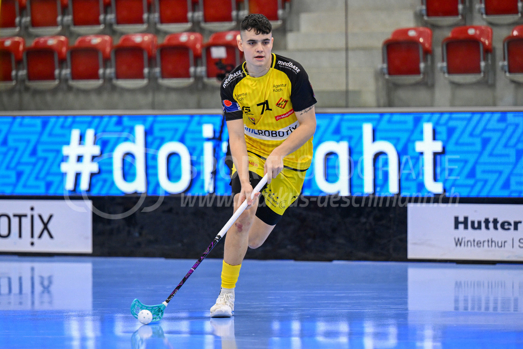 HC Rychenberg vs Floorball Köniz - 18. Dezember 2022 | HC Rychenberg vs Floorball Köniz
AXA Arena, Winterthur
Marco Eyer (#71 HC Rychenberg).
Bild: Sportfotografie Markus Aeschimann | www.markus-aeschimann.ch - Realisiert mit Pictrs.com