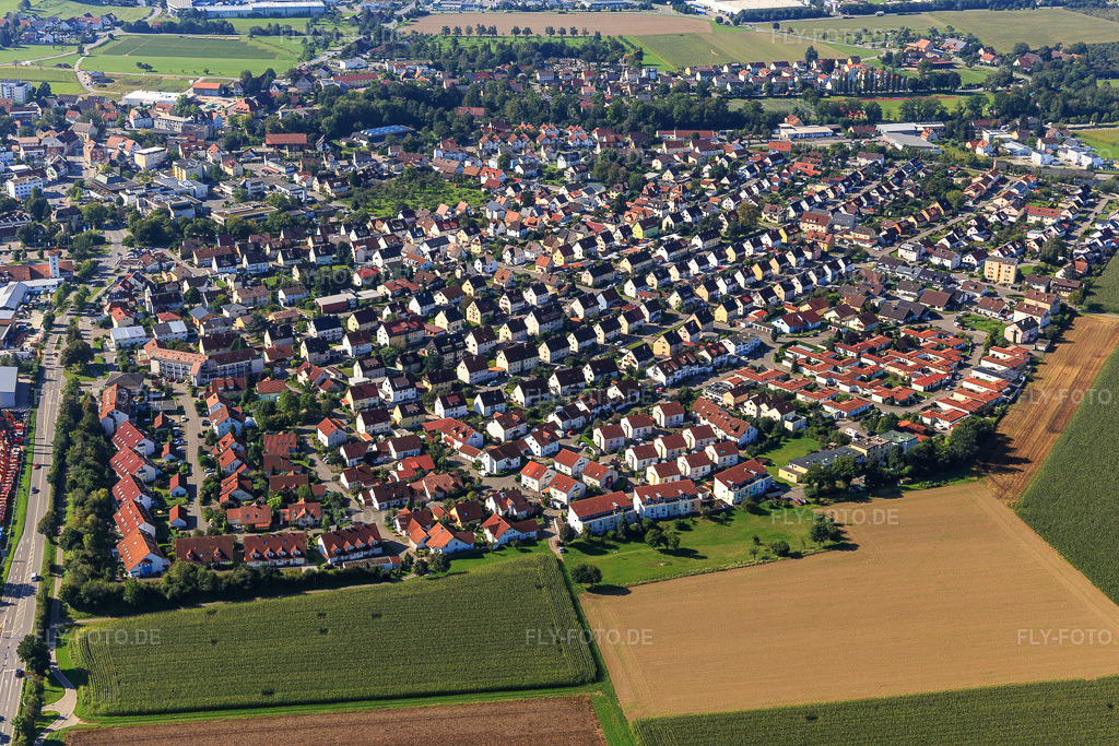 Luftbild: Dichterviertel aus Norden in Baienfurt im Bundesland Baden-Württemberg in Deutschland. Foto: IMG_129088.jpg vom 04.09.2021 durch Werner Riehm/FLY-FOTO.de