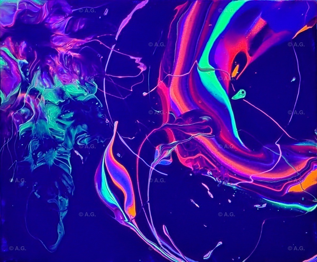 20220925_205829 | 30x25cm - Im Schwarzlicht aufgenommen - für Original Email an info@aileen-glaeser.de mit Dateiname 20220925_212117 - Realisiert mit Pictrs.com