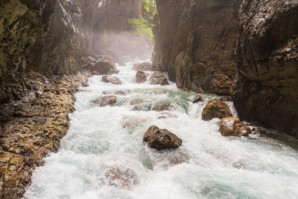 Blick in die Partnachklamm bei Garmisch-Partenkirchen | Blick in die Partnachklamm bei Garmisch-Partenkirchen.