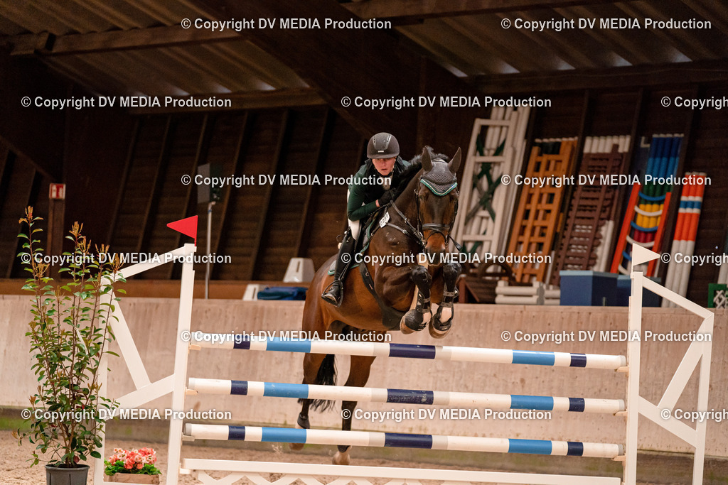 Springen Tag 1-707 | dv-media-shop - Realisiert mit Pictrs.com