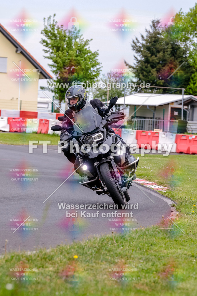 MotoTeamVBK-20506 | Hier findet Ihr Bilder von Touristenfahrten auf der Nürburgring Nordschleife oder von anderen Veranstaltungen die ich besucht habe. Viel Spass beim Durch Schauen 