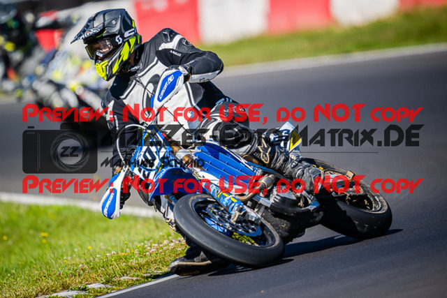 MaZZes_FotoMatrix_220703_7286 | UE40