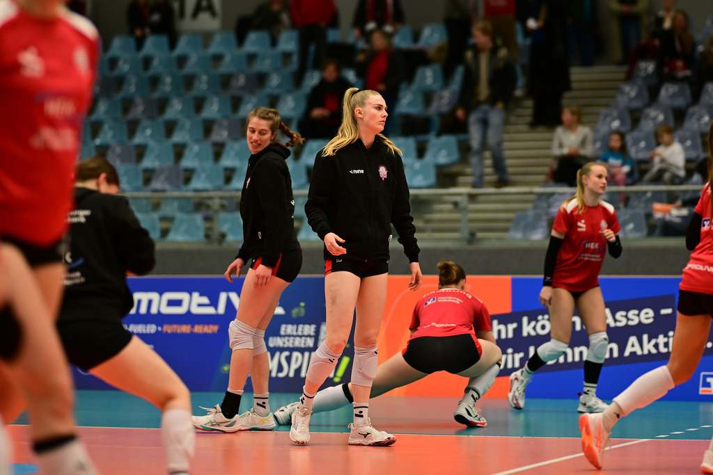 Volleyball I Frauen I Saison 2025-2026 I Bundesliga I Hauptrunde I ETV Hamburger Volksbank Volleys - Skurios Volleys Borken | Der Sportfotograf. - Realisiert mit Pictrs.com