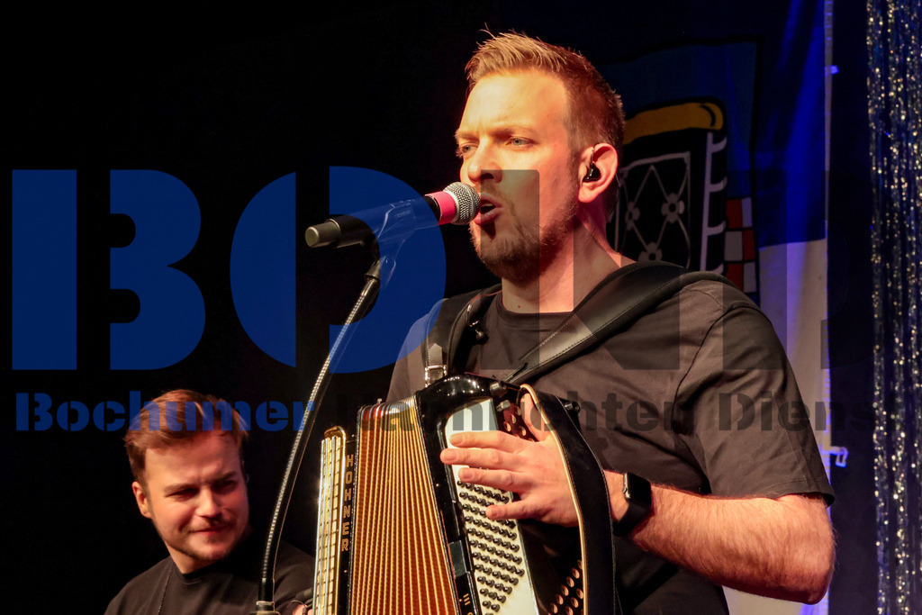 SES_GROBOKA20250208-116 | bond - Realisiert mit Pictrs.com