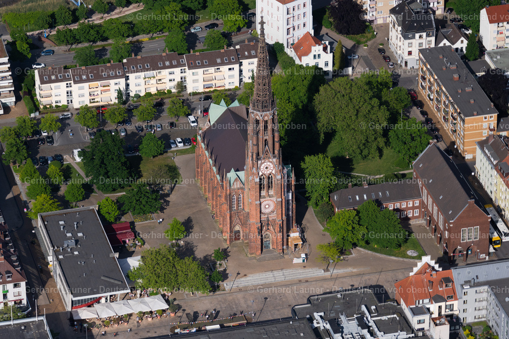 4030289 | BREMERHAVEN 01.06.2020 Kirchengebäude " Bürgermeister-Smidt-Gedächtniskirche " an der Bürgermeister-Smidt-Straße im Ortsteil Mitte-Süd in Bremerhaven im Bundesland Bremen, Deutschland. Weiterführende Informationen bei: Bremische Evangelische Kirche. // Church building " Buergermeister-Smidt-Gedaechtniskirche " on street Buergermeister-Smidt-Strasse in the district Mitte-Sued in Bremerhaven in the state Bremen, Germany. Further information at: Bremische Evangelische Kirche. Foto: Gerhard Launer
