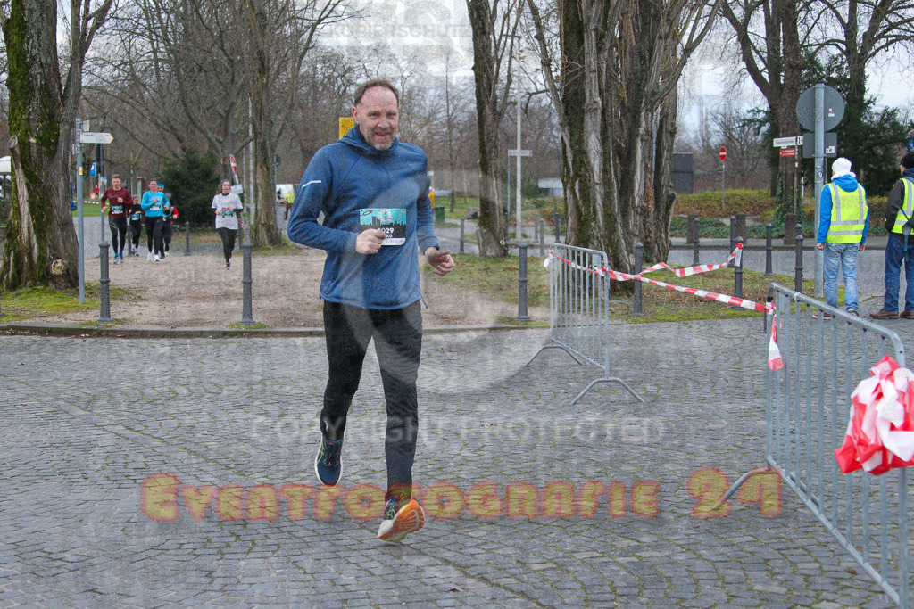 231231_1019_EV4_8414 | Sportfotografie im Rhein-Sieg Kreis, Köln, Bonn, NRW, Rheinland Pfalz, Hessen, etc. Unser Tätigkeitsfeld umfasst den Laufsport vom Volkslauf über den Marathon, Duathlon, Triathon bis zum Ultralauf wie Kölnpfad Ultra oder Schindertrail.