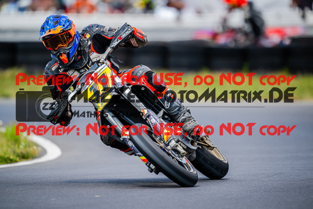 MaZZes_FotoMatrix_220703_1014 | S1