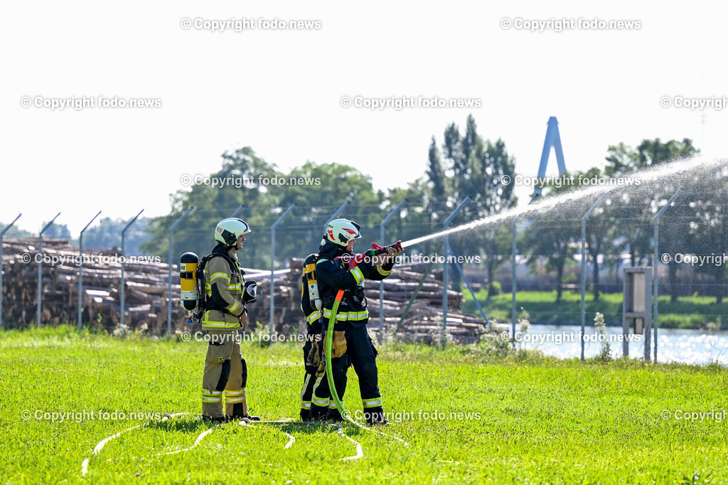 Feuerwehruebung Formatex 23_ Tankhafen Linz_ 15.09.2023-31 | 15.09.2023, Linz, AUT, Feuerwehruebung Formatex 23, Tankhafen Linz, im Bild Feuerwehruebung Formatex 23, Tankhafen Linz