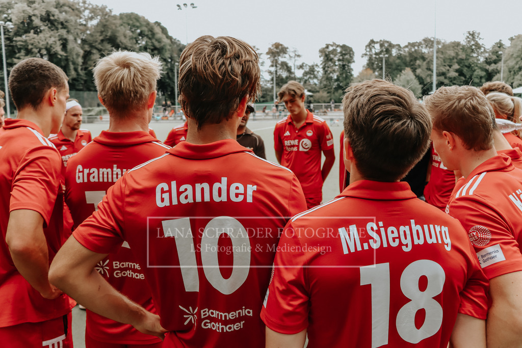 Herren_Bundesliga_02_F_RWK-UHC_21.09.25_Köln (434 von 471) | lanaschraderfotografie - Realisiert mit Pictrs.com