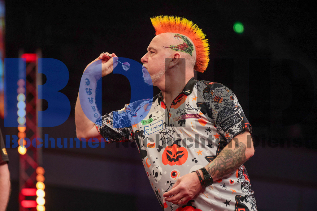  29.10.2023 - 
 | Sebastian Sendlak / Bochumer Nachrichtendienst (BOND) - PDC European Darts Championship: Halbfinale {Persons shown} - Realisiert mit Pictrs.com