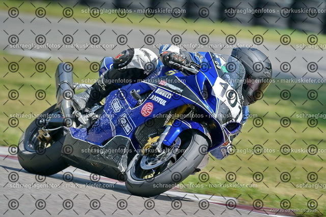 26BT02-1815 | markuskiefer.com - Realisiert mit Pictrs.com