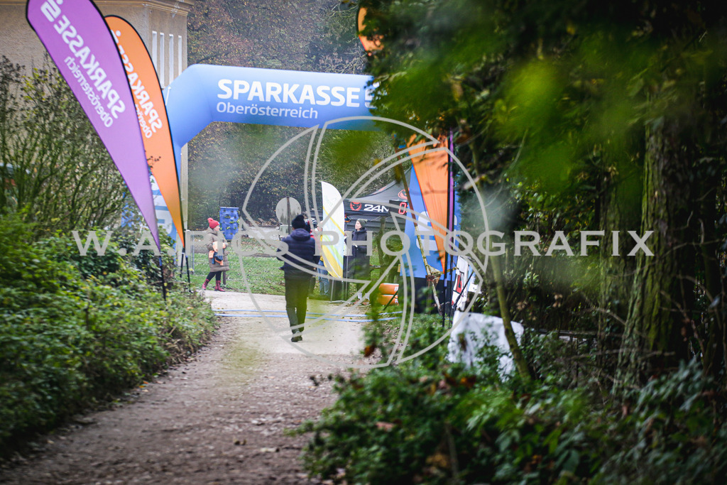 ..... | AUSTRIA, 09.11.24, Leonding,TGW KÜRNBERGTRAILRUN, Image shows: Photo: Wapics / Andreas Willdoner