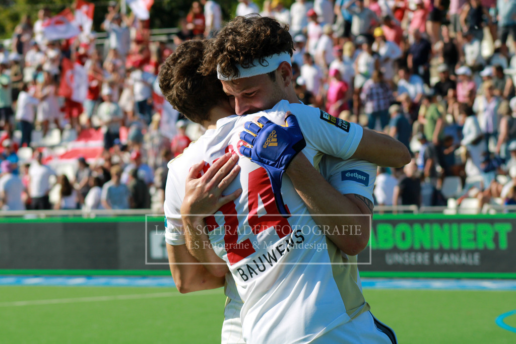 DM23 Finale Herren Mannheimer HC -  Rot-Weiß Köln 04.06.23-103 | lanaschraderfotografie - Realisiert mit Pictrs.com